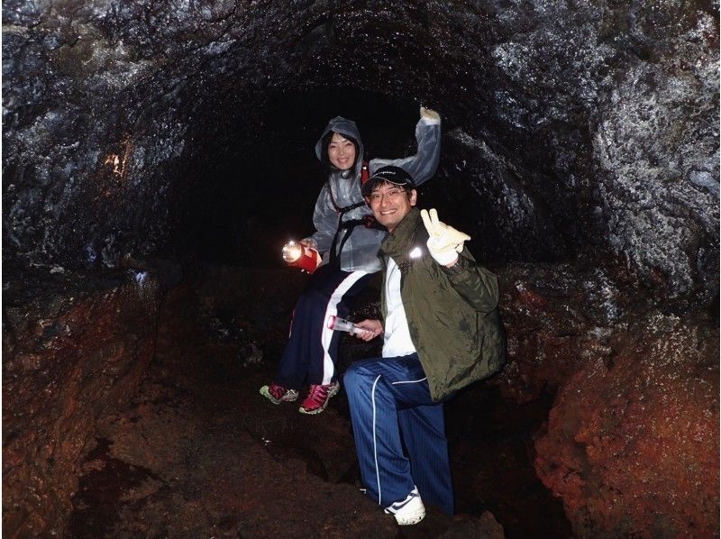 [Shizuoka/ Susono] Ice cave exploration & forest walk tourの紹介画像