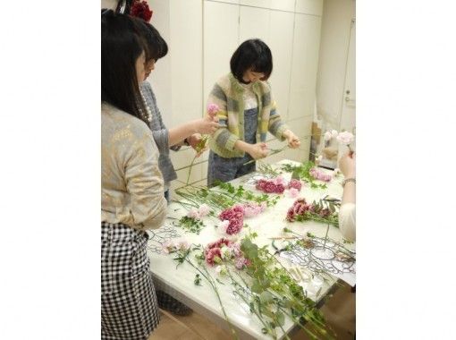 愛知 名古屋 地域共通クーポン利用可能プラン 季節の花束 ブーケ 体験レッスン 丁寧なサポートで初心者も安心 アクティビティジャパン