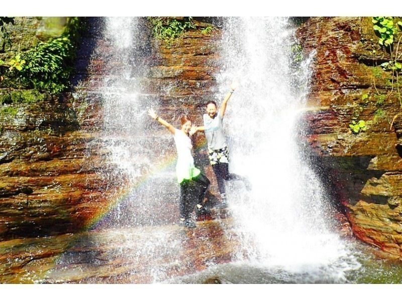 [Iriomote Island Activity]half-day Taketomijima canyoning or waterfall trekking & choose option(With lunch)の紹介画像