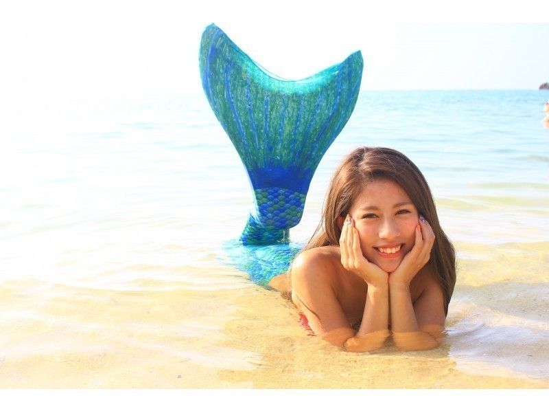 [Okinawa ・ Blue cave】 Mermaid swim & photography ★ Blue cave experience Diving! Unlimited photos & baited or star sandの紹介画像