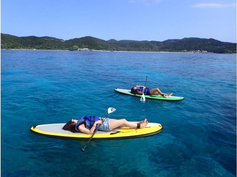 [Okinawa-Zamami] SUP & snorkel! Private beach half-day Toursの紹介画像