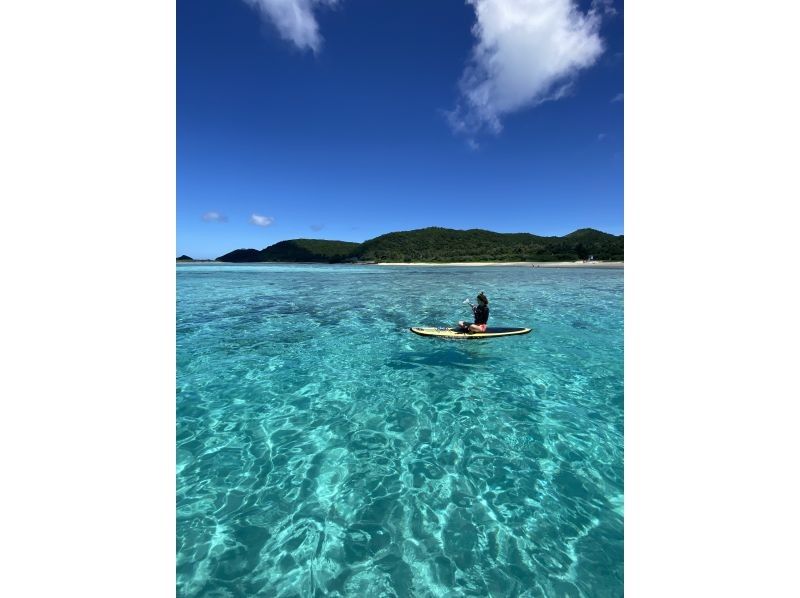 【沖縄・座間味】ＳＵＰ＆シュノーケル！プライベートビーチ半日ツアーの紹介画像