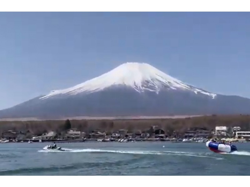 [Yamanashi / Lake Yamanaka] Screaming activity! Only hurricane boat in Lake Yamanaka!