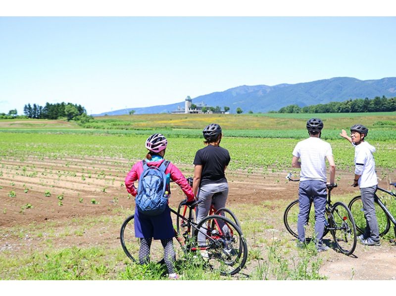 Niseko Activities Recommended for Spring Cycling Satoyama Kuromatsunai Town Idyllic Scenery (One company) Kuromatsunai Town Tourism Association Beech Northern Limit Tourism