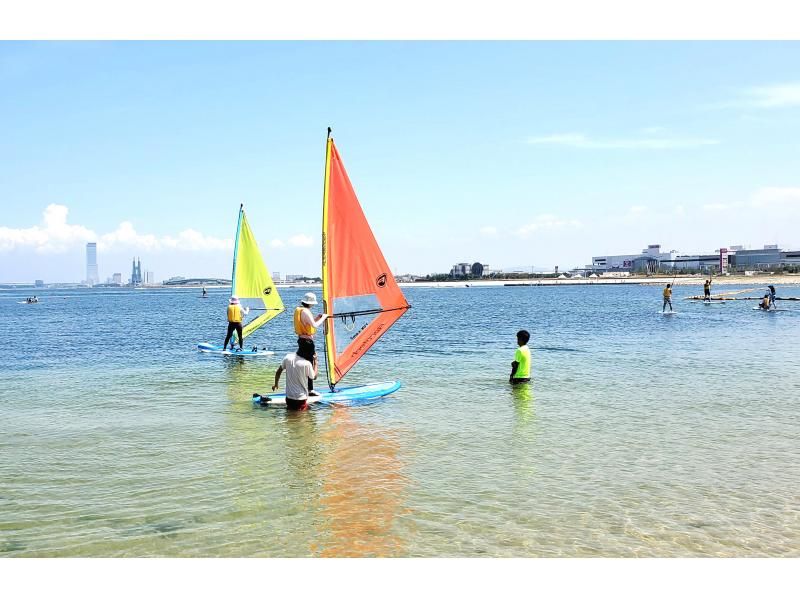 [大阪·在Kanku前面]在優越的地理位置舒適的航行！帆板運動經驗（半天課程）の紹介画像