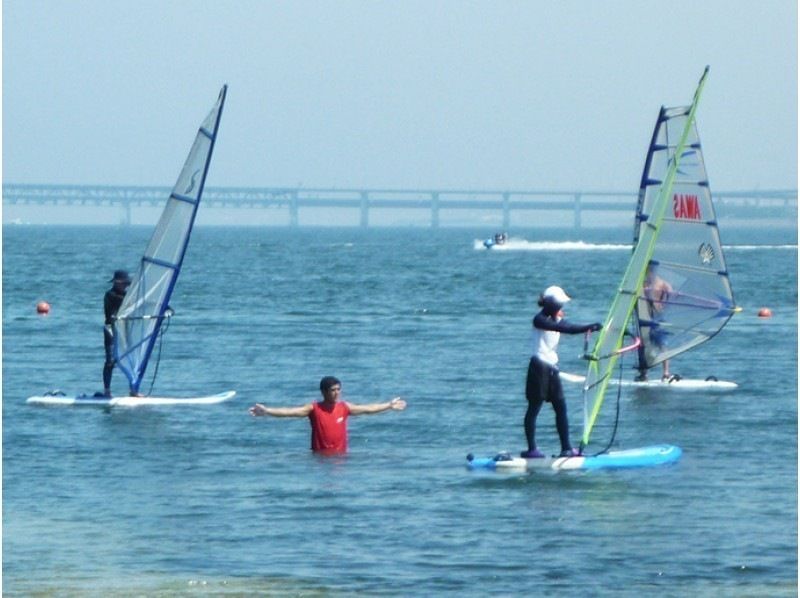 [Osaka・KIX airport] Comfortable sailing in an excellent location! Half-day Windsurfing Experience