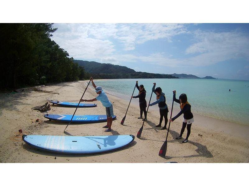 【沖縄・石垣島】石垣島で簡単にマリンスポーツを体験するなら！SUPのんびり体験コース　GOPROで撮影した写真をデータでプレゼント♪の紹介画像