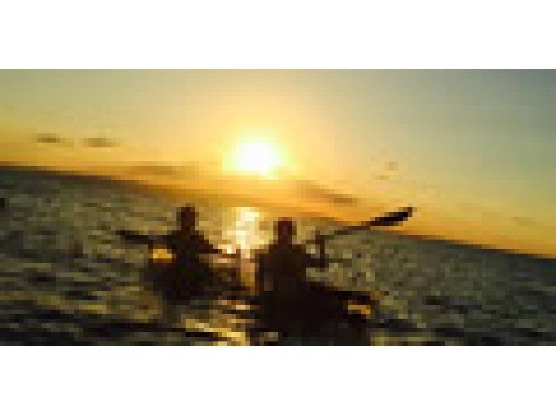 【沖繩縣·烏魯瑪市】石川海灘皮划艇課程·日落皮划艇課程の紹介画像