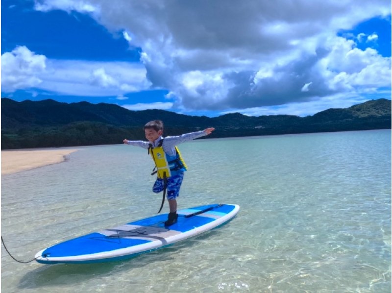 【石垣島/半日】世界が認めた「川平湾」選べるSUP/カヌー★送迎/写真データ無料で追加料金ナシ・当日予約OK！【学割対象プラン】の紹介画像