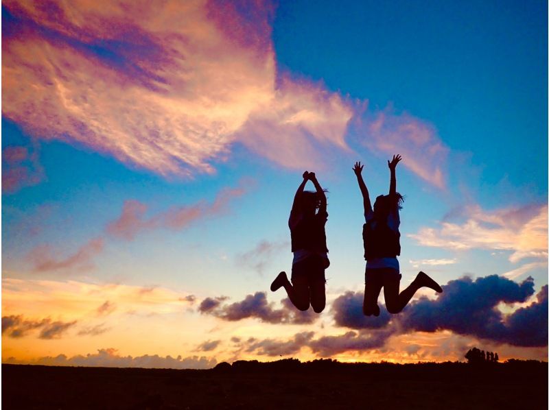 [เกาะอิชิงากิ/เช้าตรู่] เลือกระหว่างกิจกรรม SUP/พายเรือแคนูชมพระอาทิตย์ขึ้น ★ ประสบการณ์ที่สดชื่นและมีชีวิตชีวาตั้งแต่เช้า ★ รับสมัครได้จนถึง 18.00 น. ของวันก่อนหน้า [ข้อมูลภาพถ่ายฟรี]の紹介画像