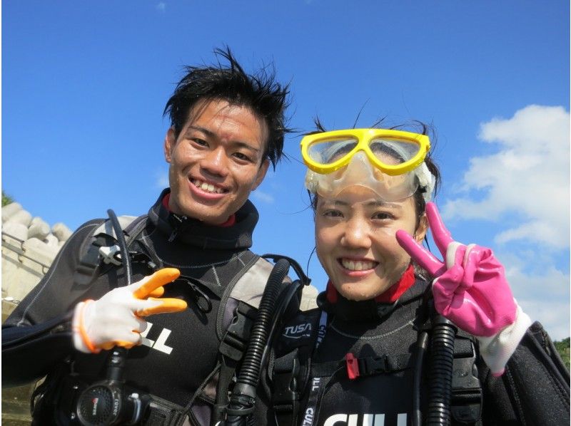 「スーパーサマーセール2024」【沖縄・青の洞窟・体験ダイビング】ボートで行く！追加費用一切無し超高画質動画＆写真を枚数無制限でプレゼント。の紹介画像
