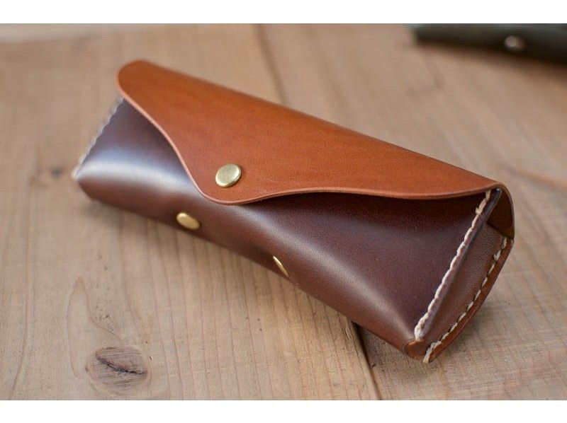 [Kyoto / Nakagyo Ward] One point only for yourself! Leather craft experience "Making glasses case"の紹介画像