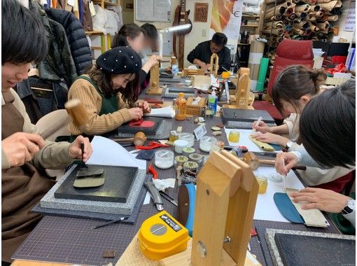 京都 中京区 自分だけの一点もの レザークラフト体験 スマホケース作り アクティビティジャパン 京都 中京区 自分だけの一点もの レザークラフト体験 スマホケース作り アクティビティジャパン