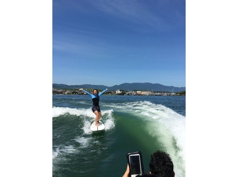 【Shiga · Otsu】 Biwa Lake ★ Wake surfing experienceの紹介画像