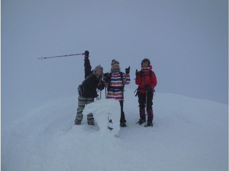 [北海道·大雪贊]精湛的觀點雪上徒步★Asahitake峰會課程（僅限※晴天）の紹介画像