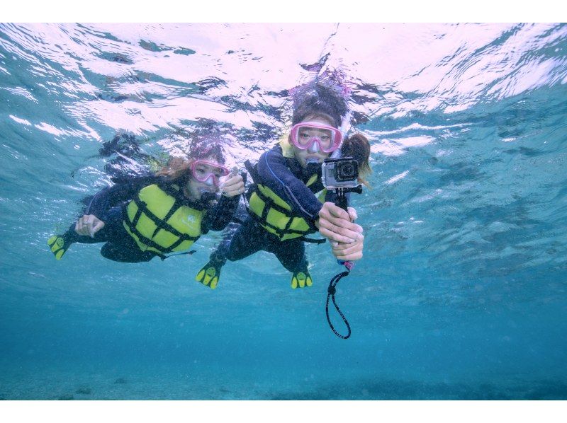 [沖繩/宮古島]\遇到率98％以上/與海龜一起游泳的浮潛之旅！配備淋浴和吹風機♡の紹介画像