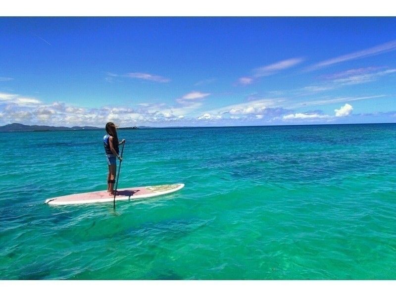 【沖縄・古宇利島】スタンドアップパドル（SUP）体験コース☆ガイド付き・貸切プラン☆高画質！GoPro動画無料サービスの紹介画像