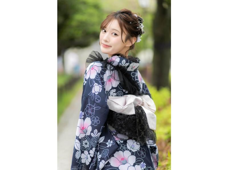 [Kyoto station] Rental yukata and dressing plan with hair set! Free rental umbrellas on rainy days!