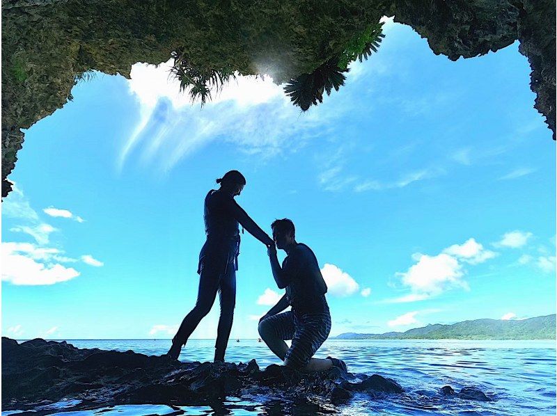 [石垣島/半天] 青洞探險＆浮潛★還有機會看到海龜★免費接送/照片資料/設備租借！歡迎當天預訂！ [學生折扣計劃]の紹介画像