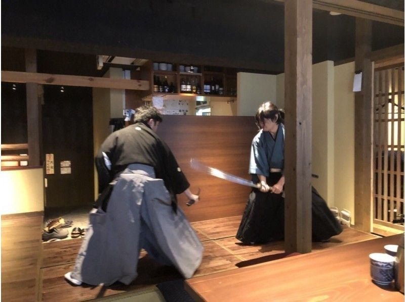 [Tokyo, Shibuya] Tenshin-ryu samurai sword art dojo "Experience of swords, shurikens, and swords appreciation" (held on Saturday, Japanese language program)の紹介画像