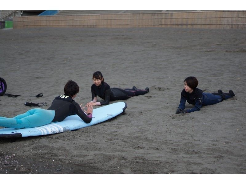 【神奈川・江ノ島】江ノ島で唯一！国際サーフィン連盟公認！ビギナー自立型コーチングレッスンの紹介画像