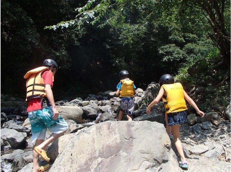 [Kumamoto Hitoyoshi] Let's enjoy the Kuma River with parents and children! Rafting Family course ★ with photo dataの紹介画像