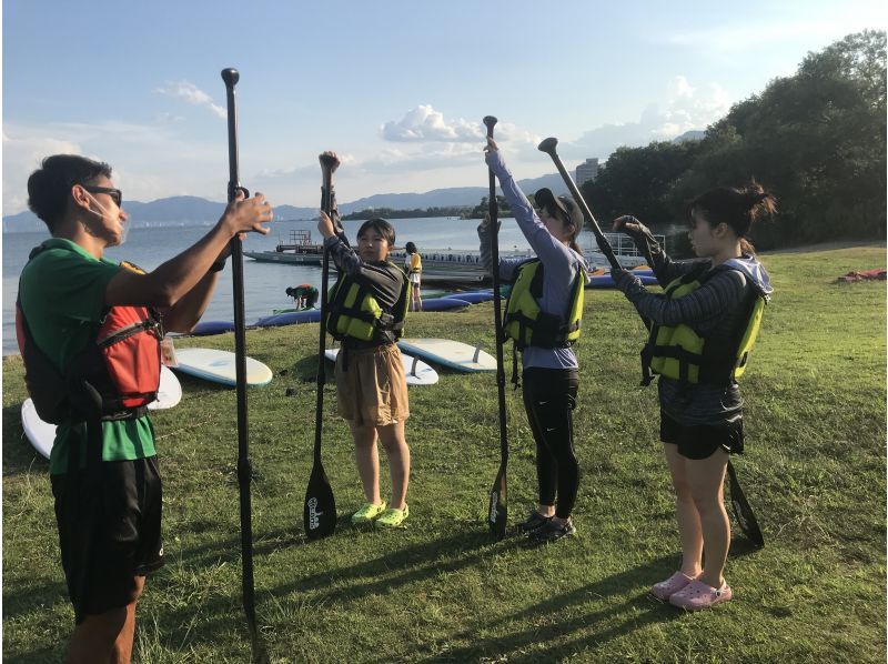 [Shiga/Otsu/Lake Biwa] Experience SUP at Lake Biwa! You can spend the day slowly in a clean facility ♪ Beginners are welcome! <15 minutes by train from Kyoto Station>の紹介画像