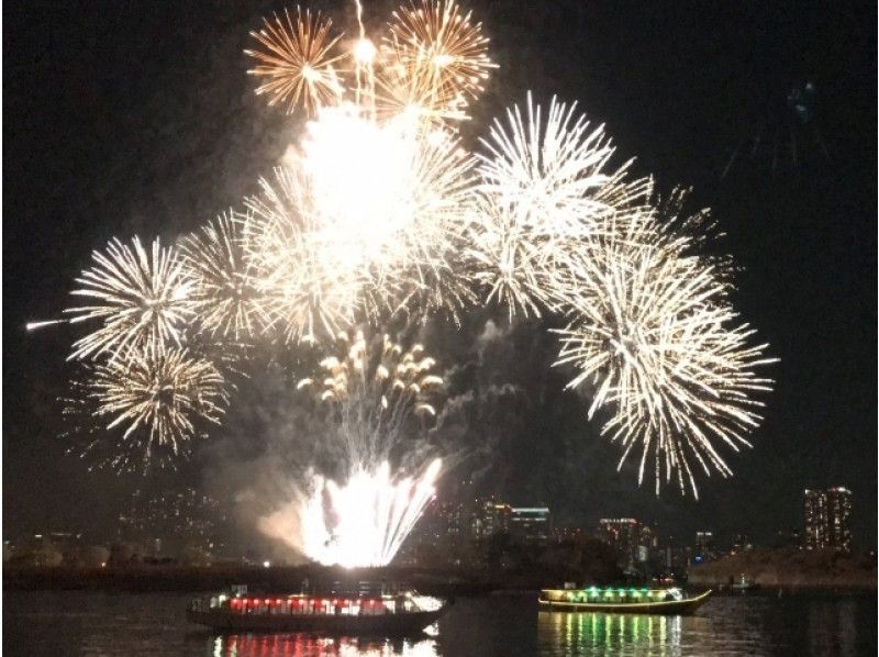 【日本橋乗船】東京花火大祭・花火観覧クルーズ【12605】の紹介画像