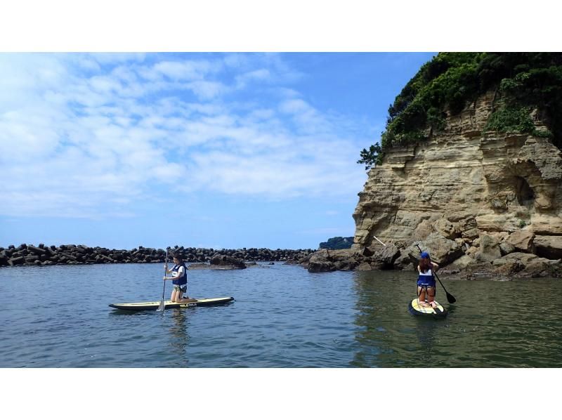 【神奈川・湘南】江ノ島の見える海でSUP体験・初めてでも安心・便利なビーチフロント・体験後は古民家でリラックスの紹介画像