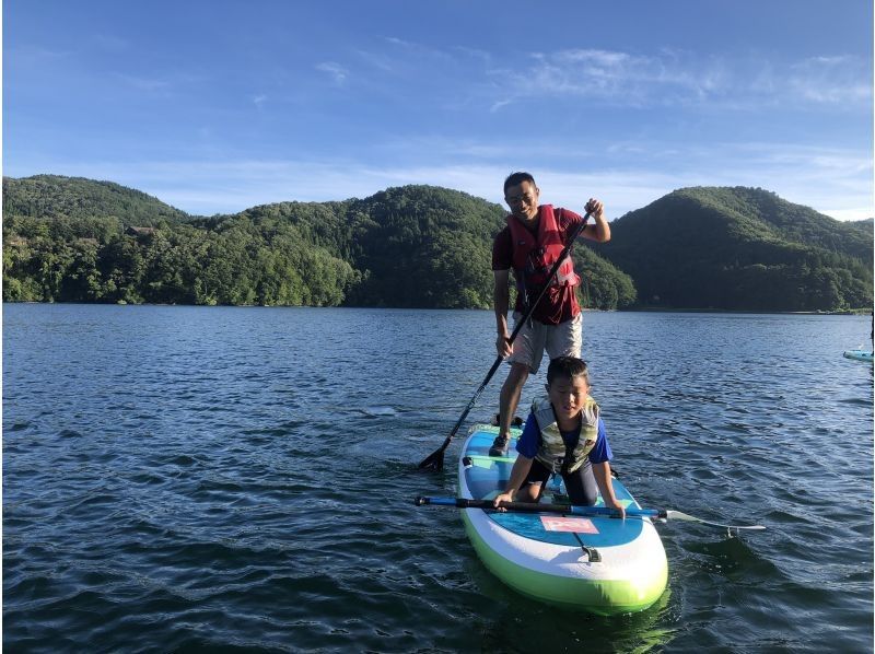【親子で一緒に！】SUPタンデム（二人乗り）初心者体験コース♫３歳からの小さなお子様と一緒に！の紹介画像