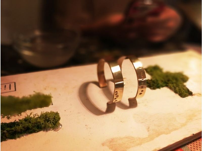[Osaka ・ Shinsaibashi] Antique brass bangle ★ Handmade experienceの紹介画像