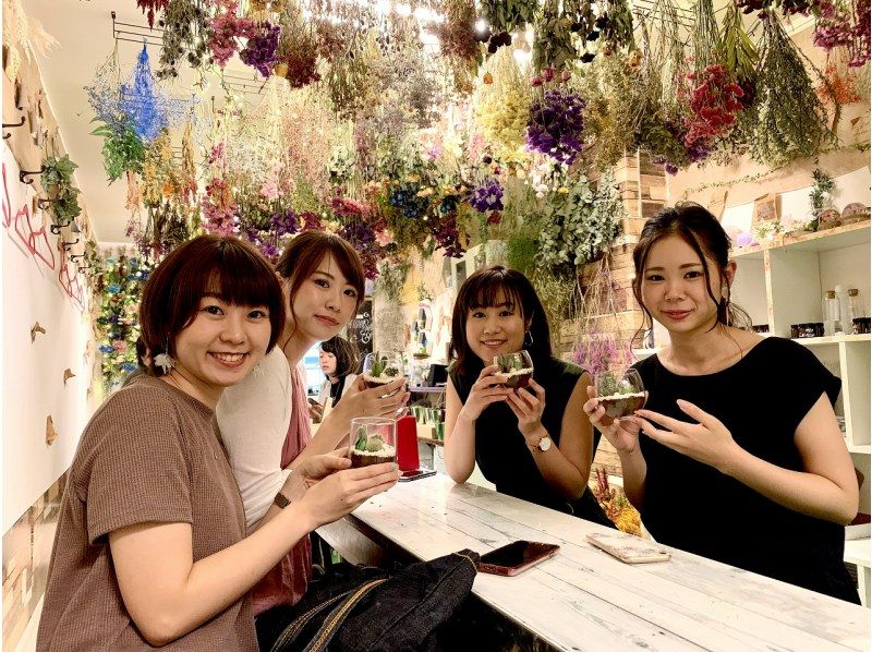 【大阪・心斎橋】子供から大人まで楽しめるミニサボテン・多肉植物の寄せ植え体験！の紹介画像
