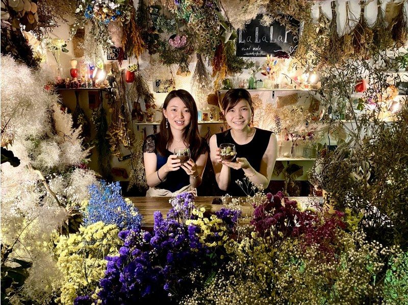 【大阪・心斎橋】子供から大人まで楽しめるミニサボテン・多肉植物の寄せ植え体験！の紹介画像