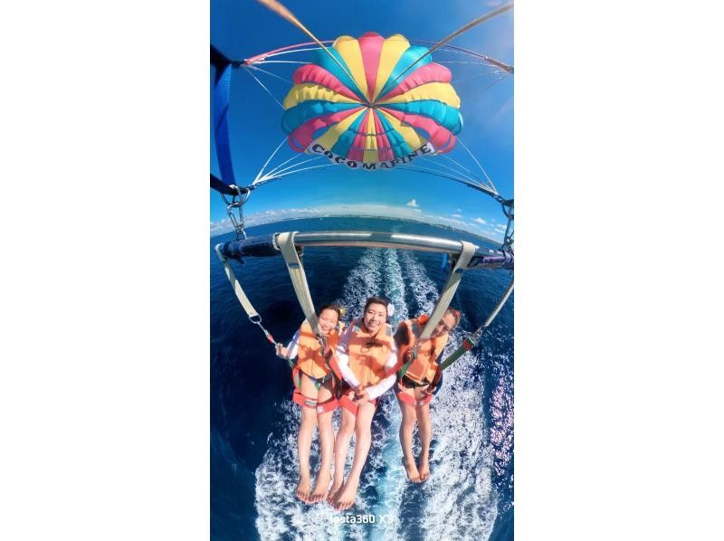 [Okinawa, Naha, Ginowan] Wetsuit rental available ★ Enjoy from the sea and sky! Flyboarding and parasailing!の紹介画像