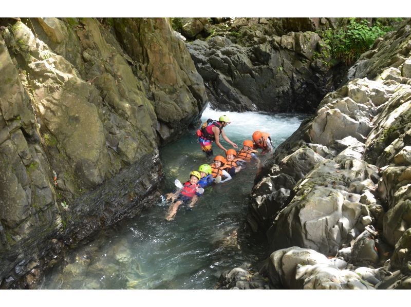[Kumamoto / Kuma River] Kuma River Rafting ★ Naughty Family Course (PM course, 4 years old-OK, everyday only)の紹介画像