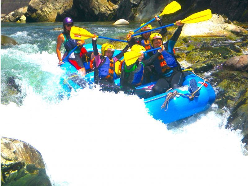 SALE!! [Gunma, Minakami, Tone River] Rafting & Canyoning ★ Combo 1-day tour (Tour photos & GoPro rafting video & lunch included)の紹介画像