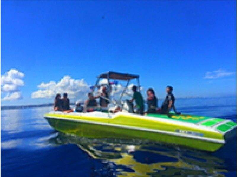  [Onna village, Chatan] [ Okinawa ·Blue Grotto Diving & Parasailing 【Set course greatly Sale Being implemented !! の紹介画像