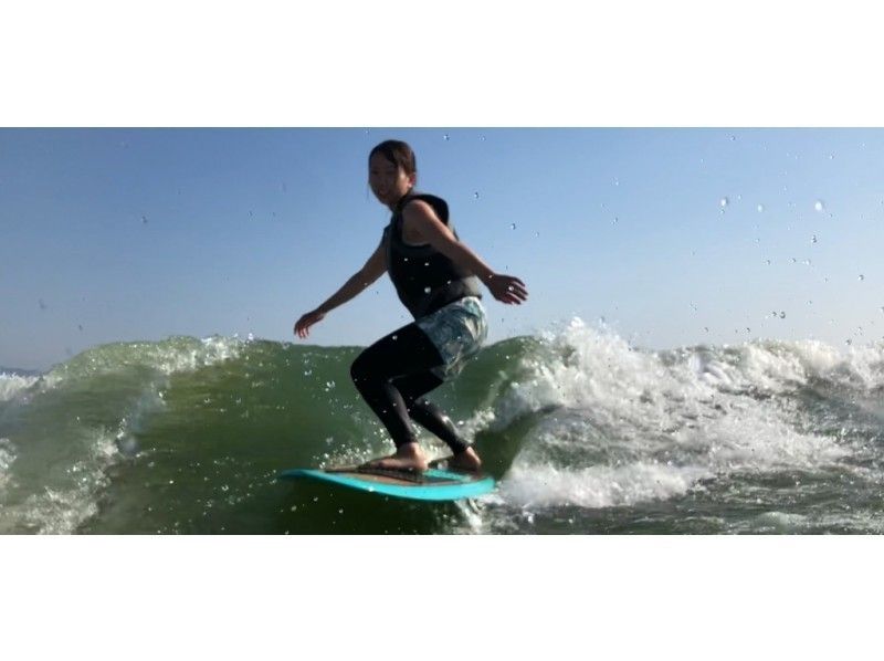 [Shiga / Lake Biwa] Surfing at Lake Biwa ♪ Wake surfing experience ♪♪の紹介画像