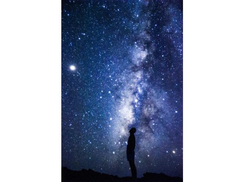 [Okinawa/Miyakojima] A superb view starry sky night photo tour that will leave you speechless. Photographed by a contest-winning professional photographer!の紹介画像