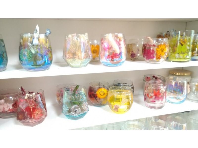 [5 minutes from Nagoya Station, Aichi] Experience the soothing sparkle of transparent candles with "gel candle making." There are 300 types of flowers to put in.の紹介画像