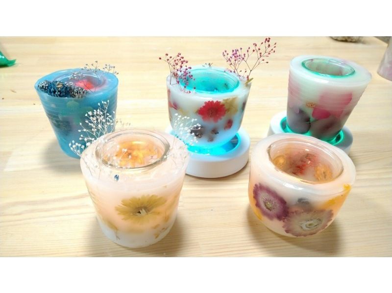【愛知・名古屋駅5分】「ボタニカルキャンドル体験」ドライフラワーを詰めた本格キャンドル作り！の紹介画像