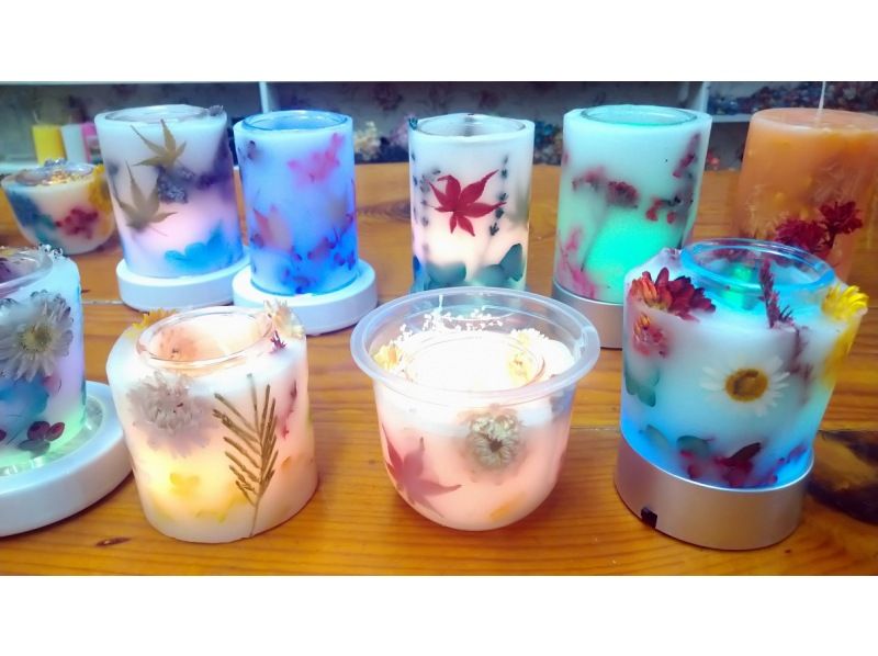 [爱知/名古屋站5分钟]“植物蜡烛体验”制作充满干花的地道蜡烛！可爱的半透明！の紹介画像