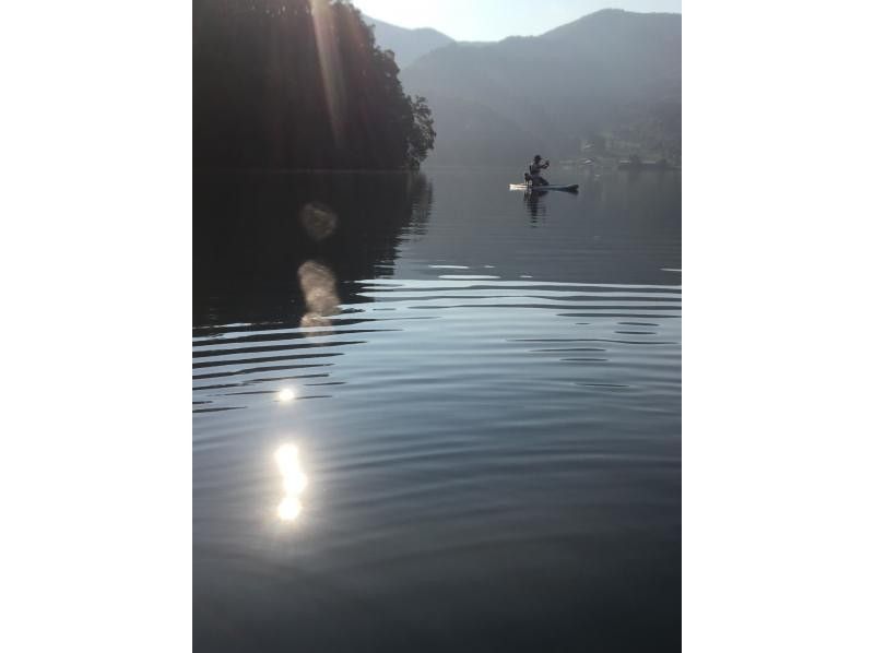 【期間限定プラン】朝が最高!!朝活SUPクルーズ〜初心者から経験者まで楽しめます〜の紹介画像