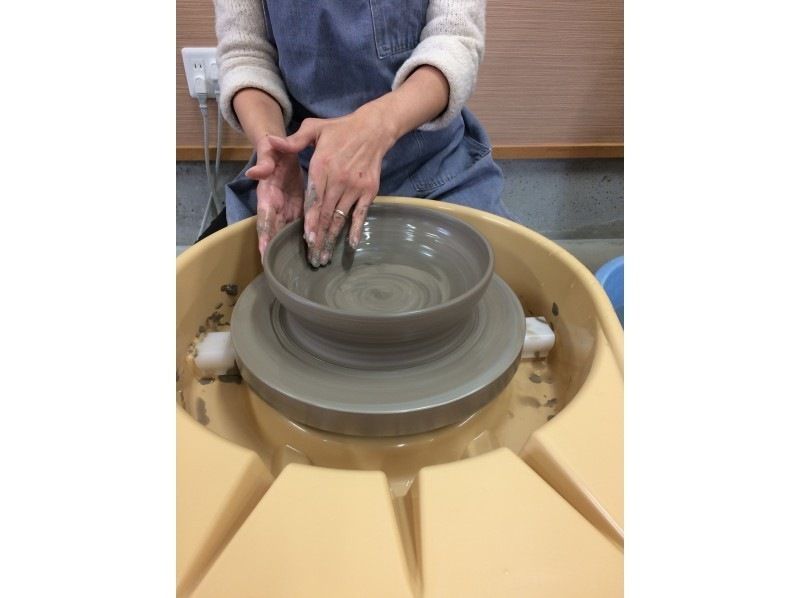 [爱知·常滑]电动陶工的轮子陶艺体验（40分钟套餐）の紹介画像