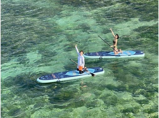 地域共通クーポン対象 コロナ対策万全 二人乗りも可能な大きなボード 沖縄の美しい海でsupレンタル Gopro写真データ無料プレゼント アクティビティジャパン