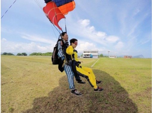 北海道 余市 360 の絶景 高度3 800ｍからのタンデムスカイダイビング 動画撮影付き アクティビティジャパン