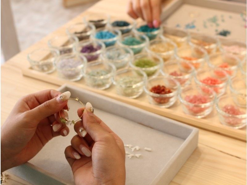 沖繩本島 那霸 國際通推薦手工體驗 飾品製作體驗 耳環製作 卡諾亞國際通店