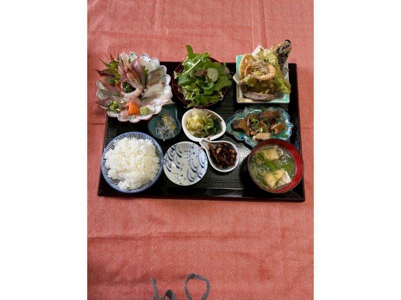 [โชนัน/คามาคุระ] โปรเจ็กต์ร่วมมือกับ "นามิเฮ" ★ แผนอาหารกลางวันปลาสดที่จับได้ (สำหรับ 2 ท่านขึ้นไป)の紹介画像