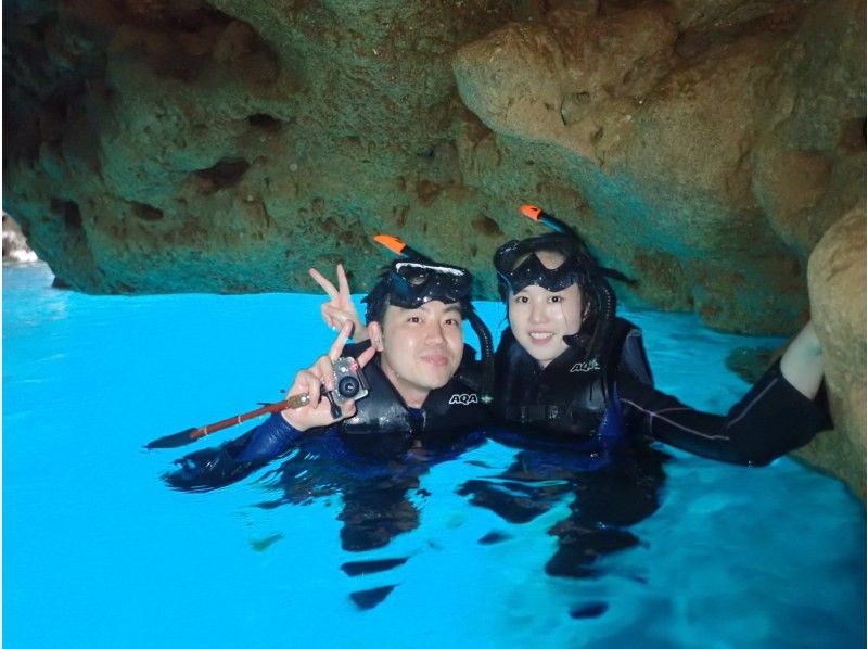 [Okinawa Blue cave / snorkel going by boat] 94% satisfaction! Professional camera shooting!