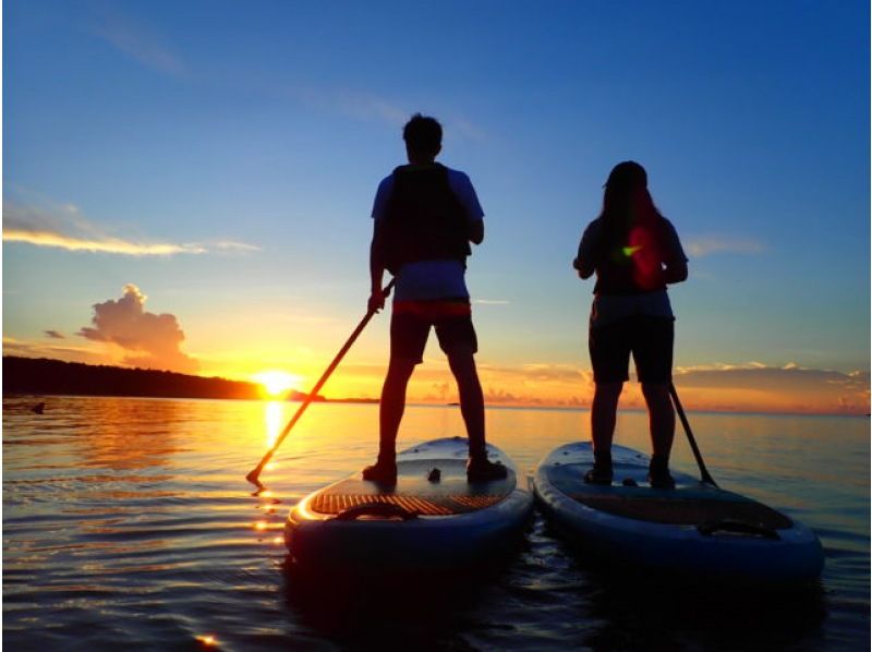 [Iriomote Island/Night] Enjoy an evening adventure at a World Heritage Site! Sunset & Twilight SUP or Canoe [Free photo data/equipment]の紹介画像
